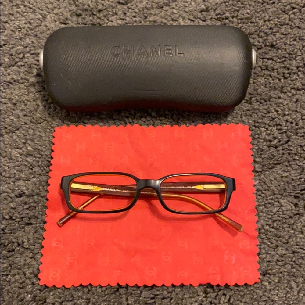 Women’s Chanel “reading” glasses